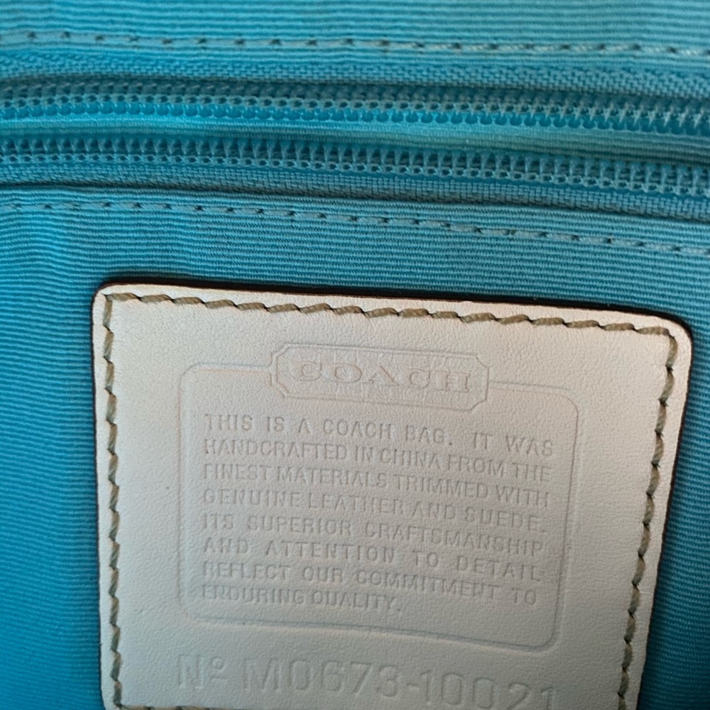 Handbag - Picture 4 of 4